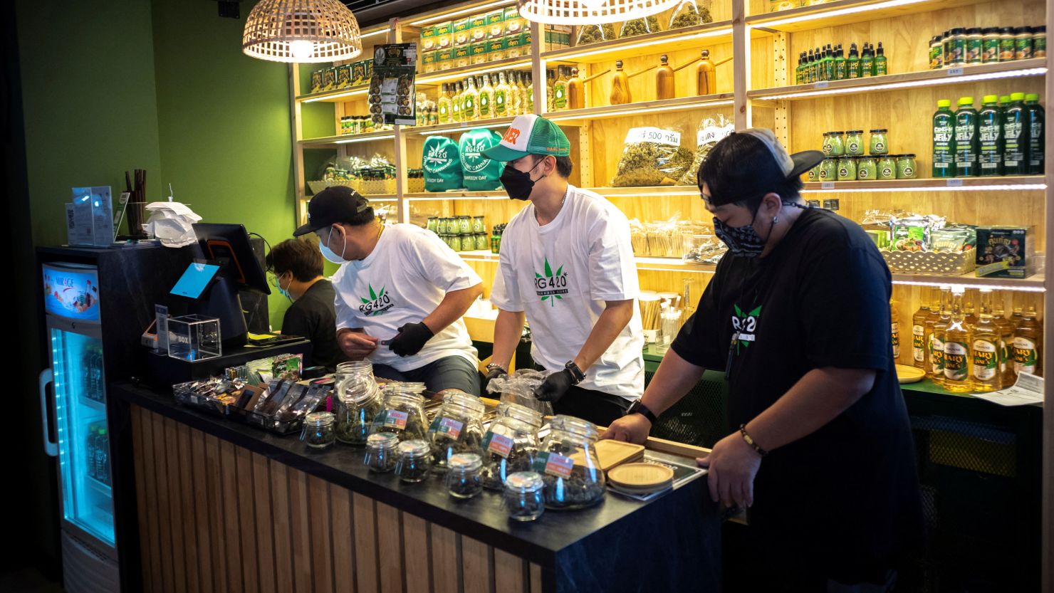 Weed Shop UK – Buy Marijuana Buds Online at Badbuds Dispensary